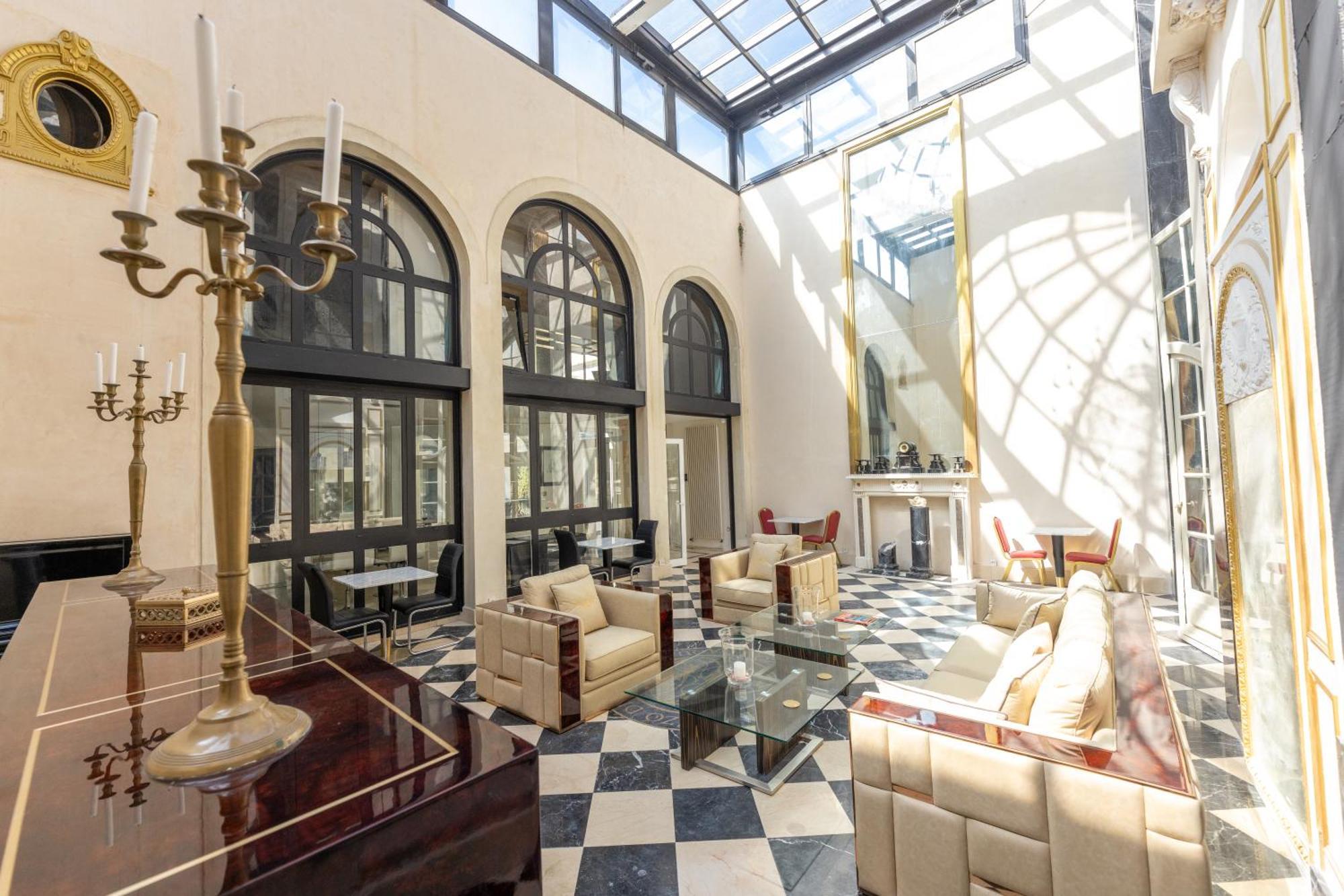 Palazzo Di Acqua Hotel Льо Ман Екстериор снимка